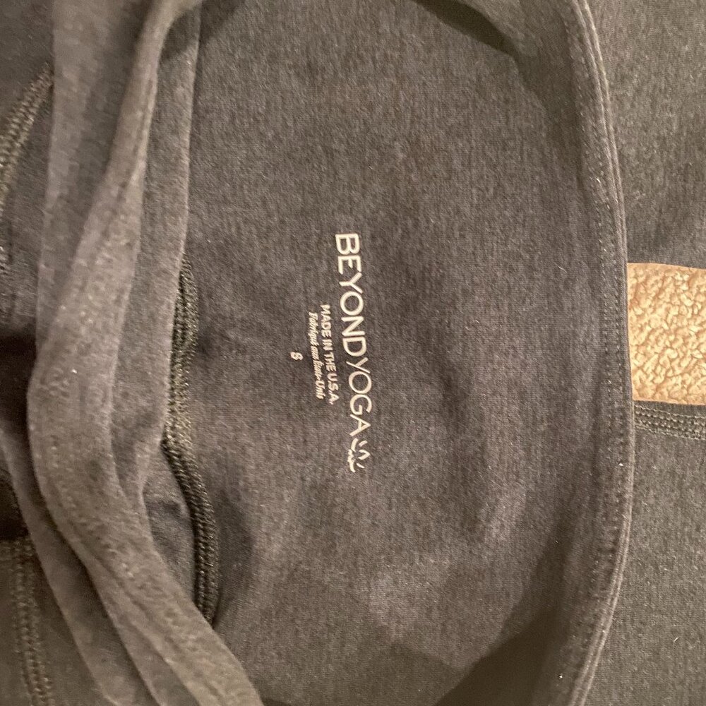 Beyond Yoga Spacedye Black Womens Small